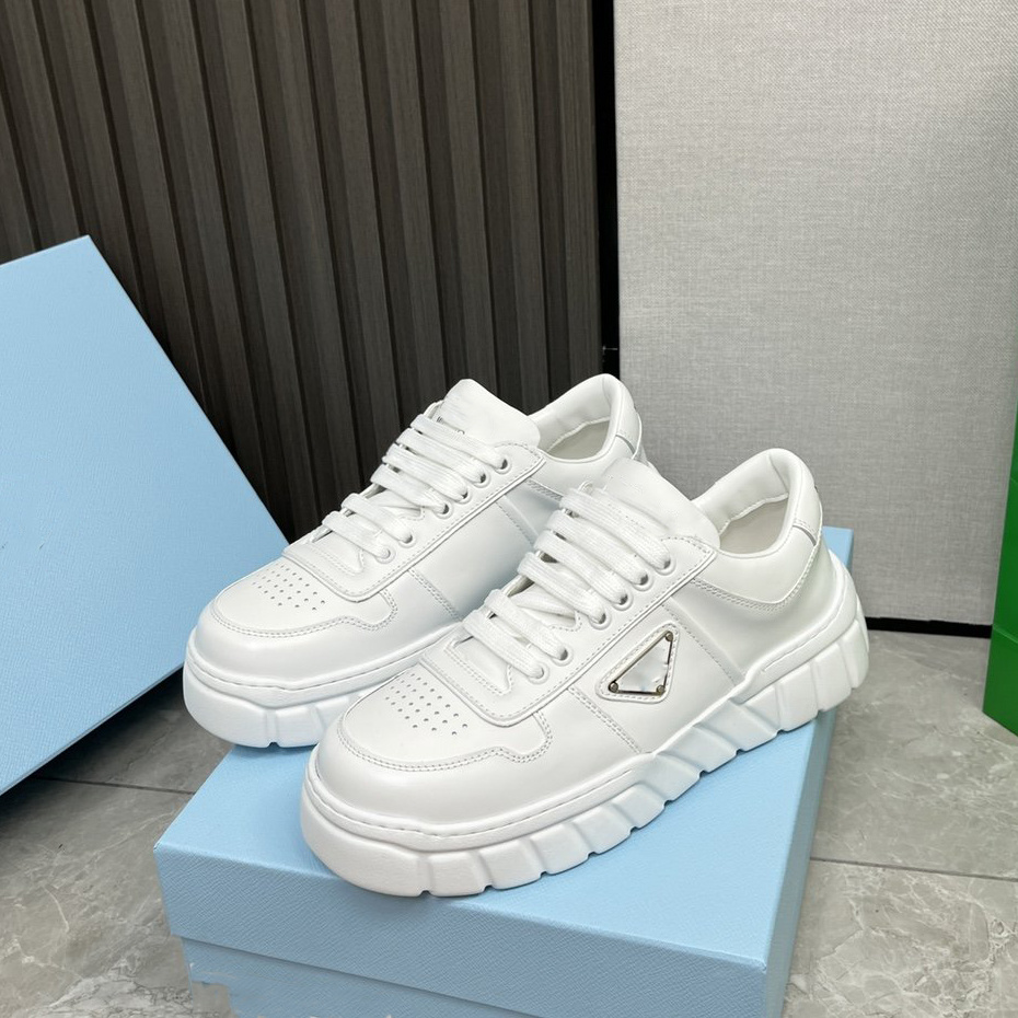 

Designer Skate Shoes Outdoor Sports Casual Shoe Prad runner Sneakers trainer Fashion Skateboard Men Women P082