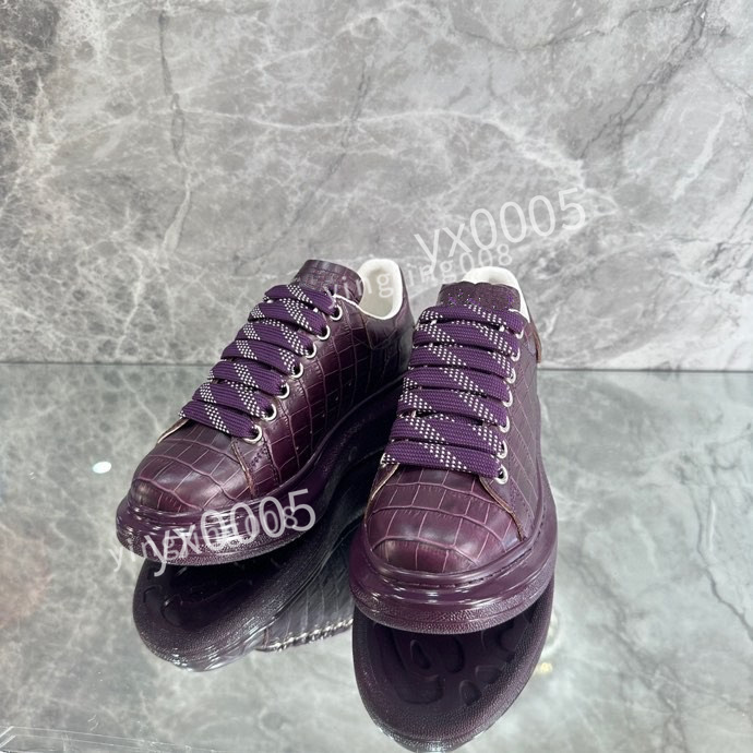 

2023 new Hot Luxury Designer Casual Shoes Men Women Platform Sneakers Leather Mens and Womens Outdoor Unisex shoe, 01