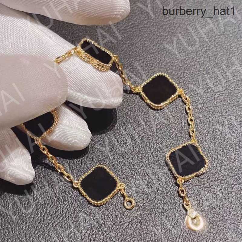 

fashion charm bracelet Four- designer jewelry 18K gold bracelet for women and men