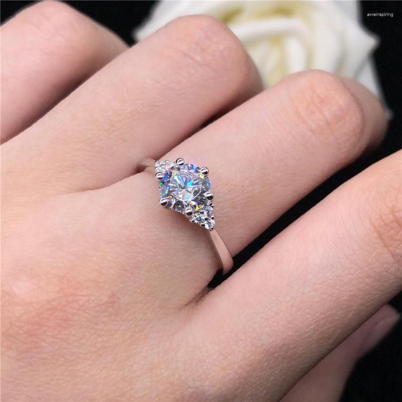 

Cluster Rings Solid Platinum PT950 Test Positive 1Ct Moissanite Ring Lovely Gift For Girl Office Lady Beautiful Leather Box