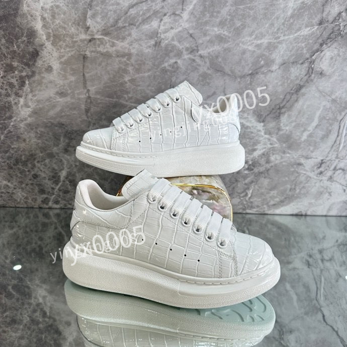 

New Luxury Designer Casual Shoes Men Women Platform Sneakers Leather Mens and Womens Outdoor Unisex shoe, 04