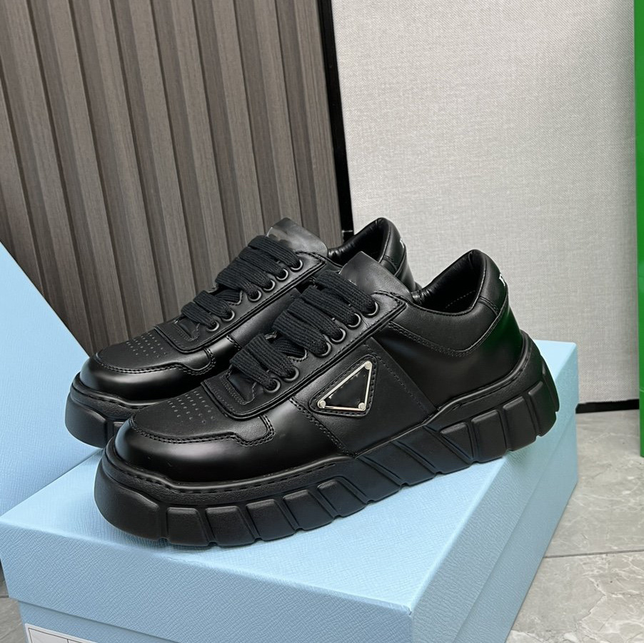 

Designer Skate Shoes Outdoor Sports Casual Shoe Prad runner Sneakers trainer Fashion Skateboard Men Women P081