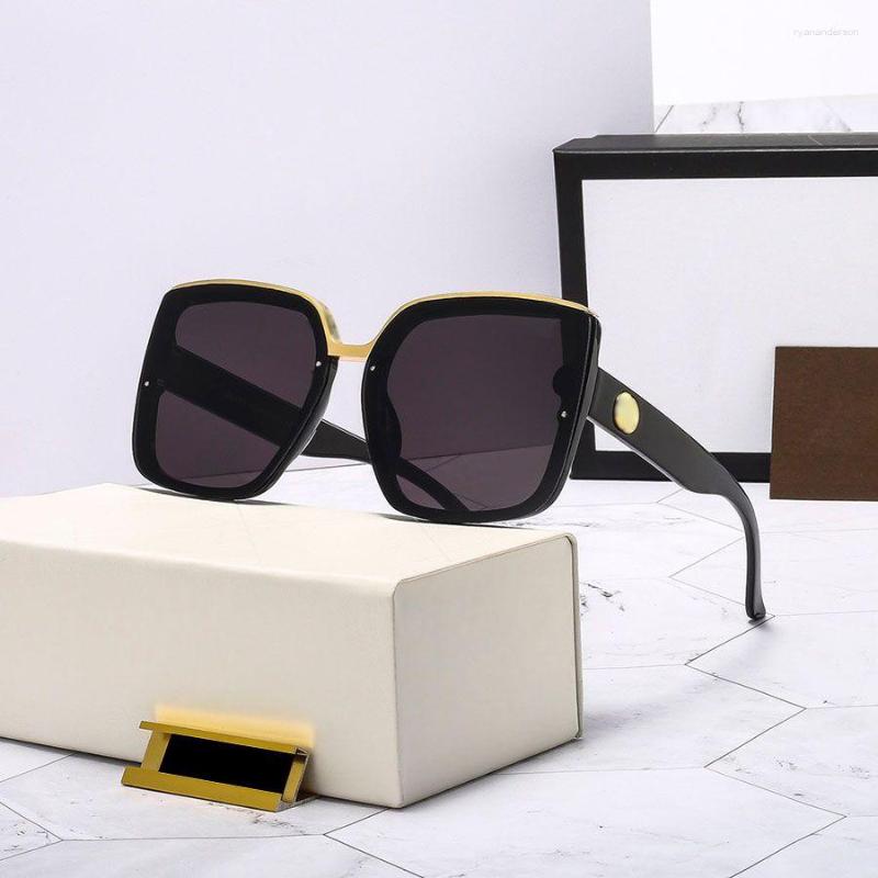 

Sunglasses Fashion Designer Man Woman Luxury Sun Glasses Rectangle Goggle Adumbral 3 Color Full Frame Optional Top Quality