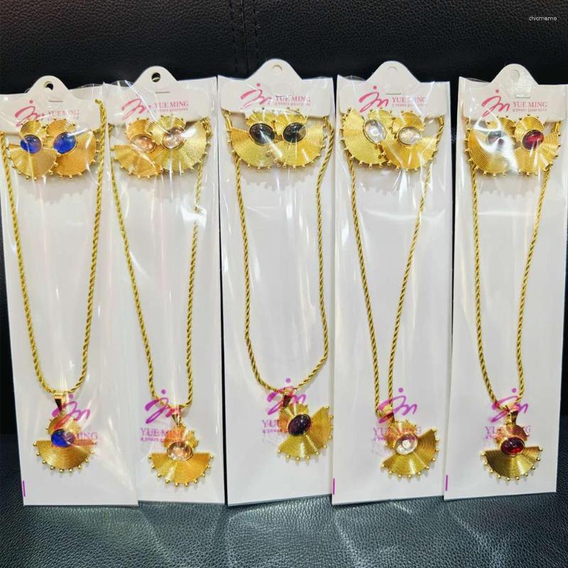 

Necklace Earrings Set Fashion Chain For Women Dubai Classic Trendy Gold Color Crystal Stone Jewelry Bridal Wedding Wife Gift, Picture shown