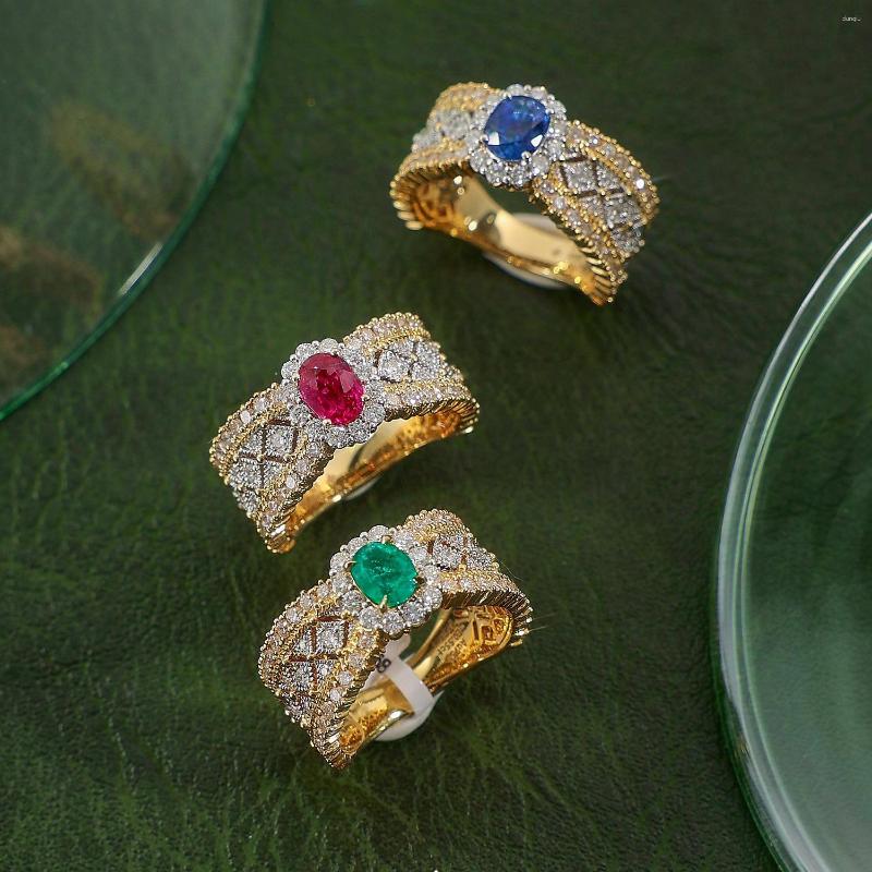 

Cluster Rings 18K Gold Color Vintage With Sparkling Gemstone Lab Emerald Luxury Resizable Ring For Women Wedding Banquet Fine Jewelry