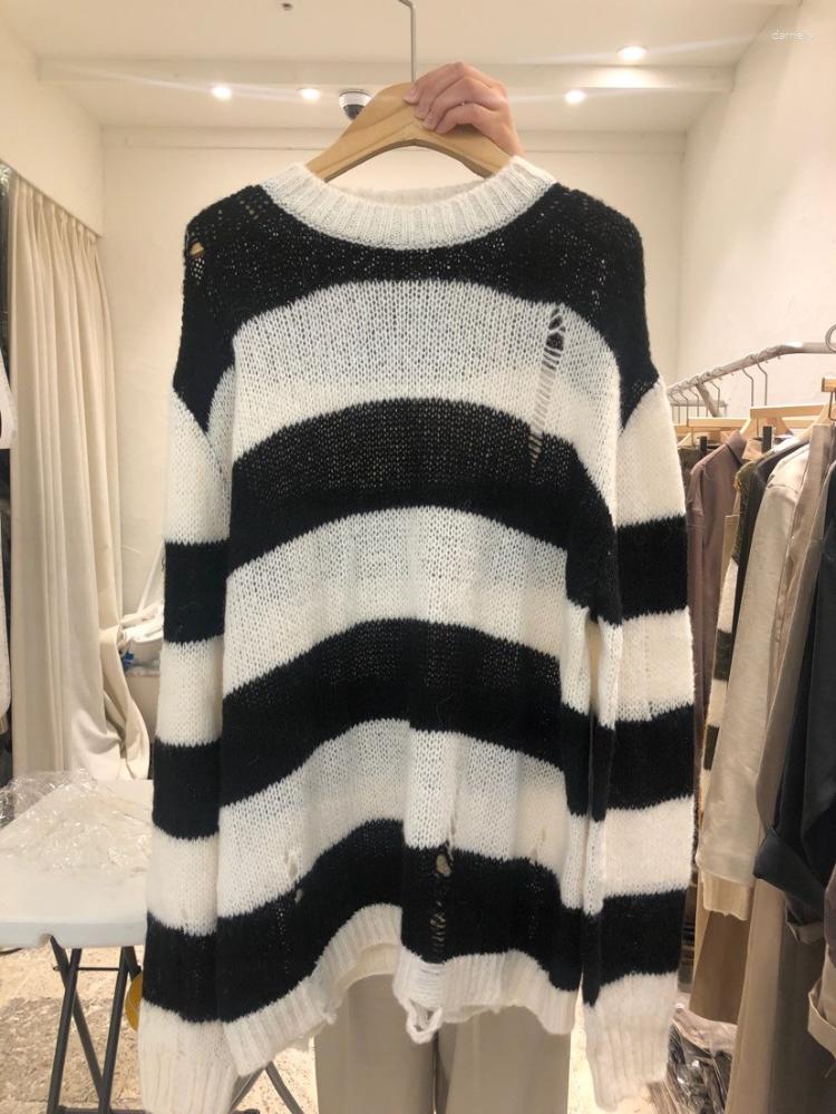 

Women' Sweaters Fashion Design Hole Knitted Striped Women Sweater Pullovers Autumn Loose Lightweight Casual All Match Female Pulls Tops, Black