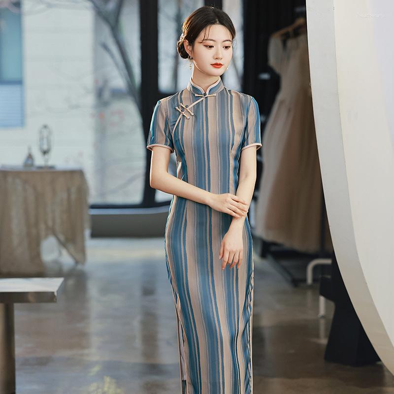 

Ethnic Clothing Sheng Coco Silk Jacquard Qipao With Vertical Stripes Traditional Of China Style Old Shanghai Sexy Mature Lady Cheongsam