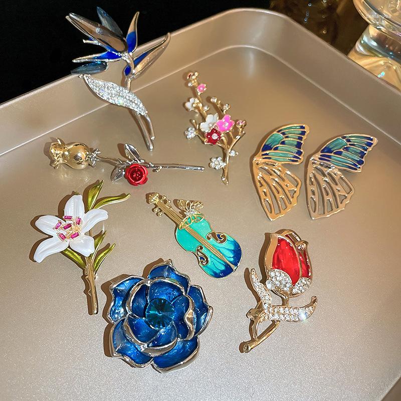 

Brooches Minar Trend 9 Designs Shiny Rhinestone Butterfly Flower For Women Enamel Violin Tulip Brooch Casual Accessories