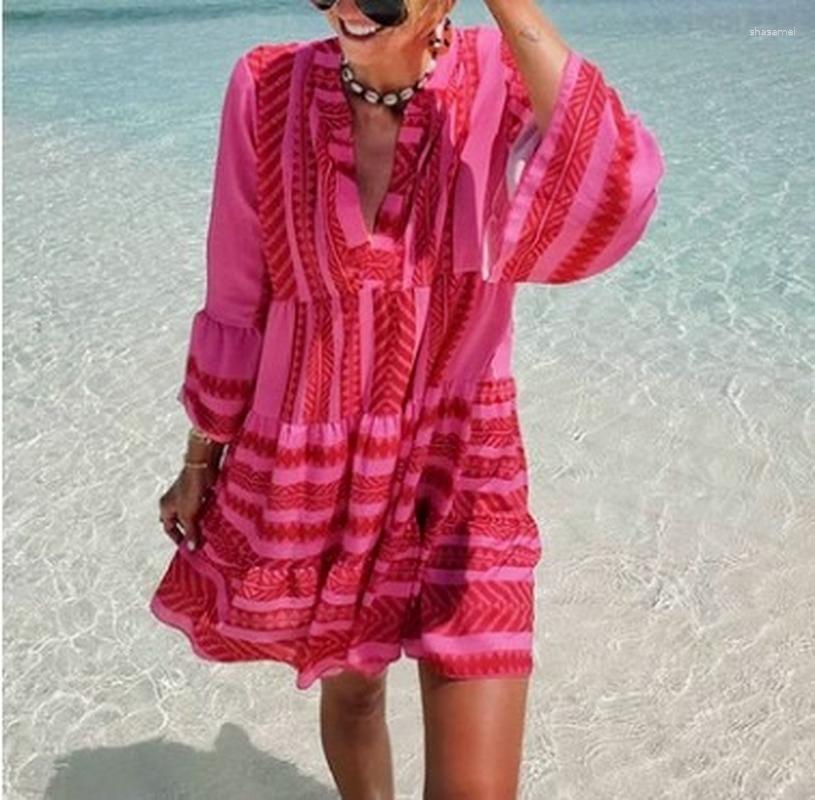 

Casual Dresses Beach Style V-neck Half Sleeve Pleated Mini Dress Women Vintage Boho Striped Printed Party Ladies Ruffle Sundress