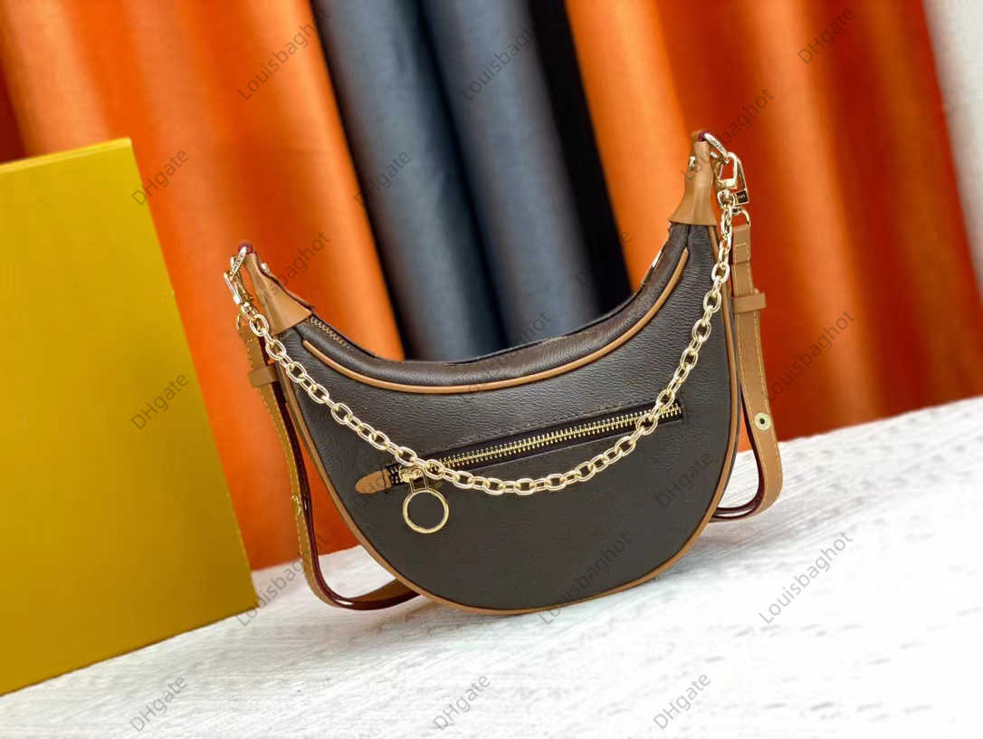 

7a Quality Loop Half Moon Shoulder Bag Leather Famous Clutch M81098 Handbag Women's Men Two Shoulder Straps Metal Fittings Tote Crossbody Bags, M0nogram
