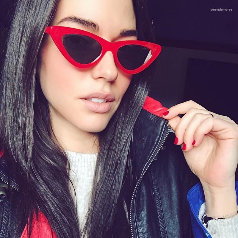 

Sunglasses Vintage Trendy Cat Eye For Women Clout Goggles Plastic Frame Stylish Design Glasses