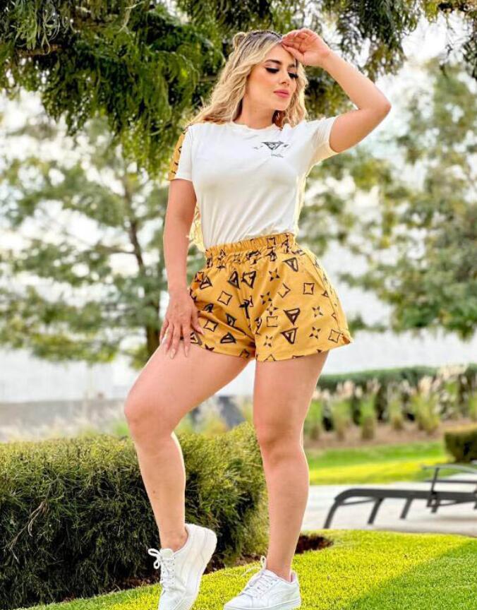 

Summer new Designer Womens Tracksuits Two Piece Set Short Sleeve t shirts V letter print Jogger Shorts 2 Piece Outfits, 01