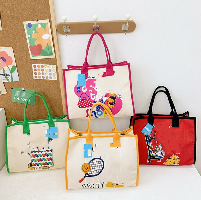 

Canvas girls handbag fashion trend Tote bag Cartoon sweet girl purse women's large capacity shoulder bags, Red