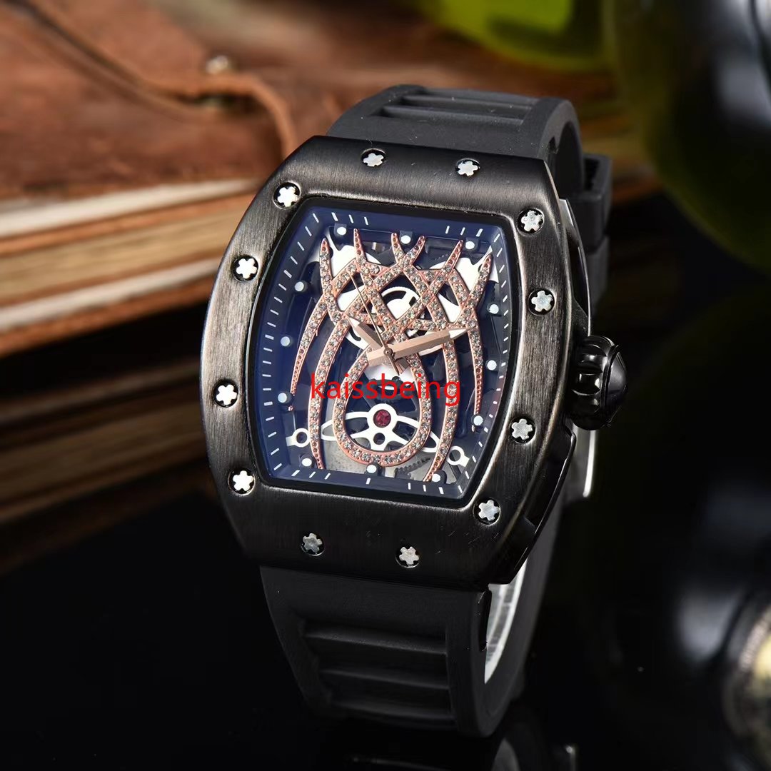 

2023 Quartz watch men's business fashion spider style casual watch R men's diamond cutout three-hand chronograph watch, 20