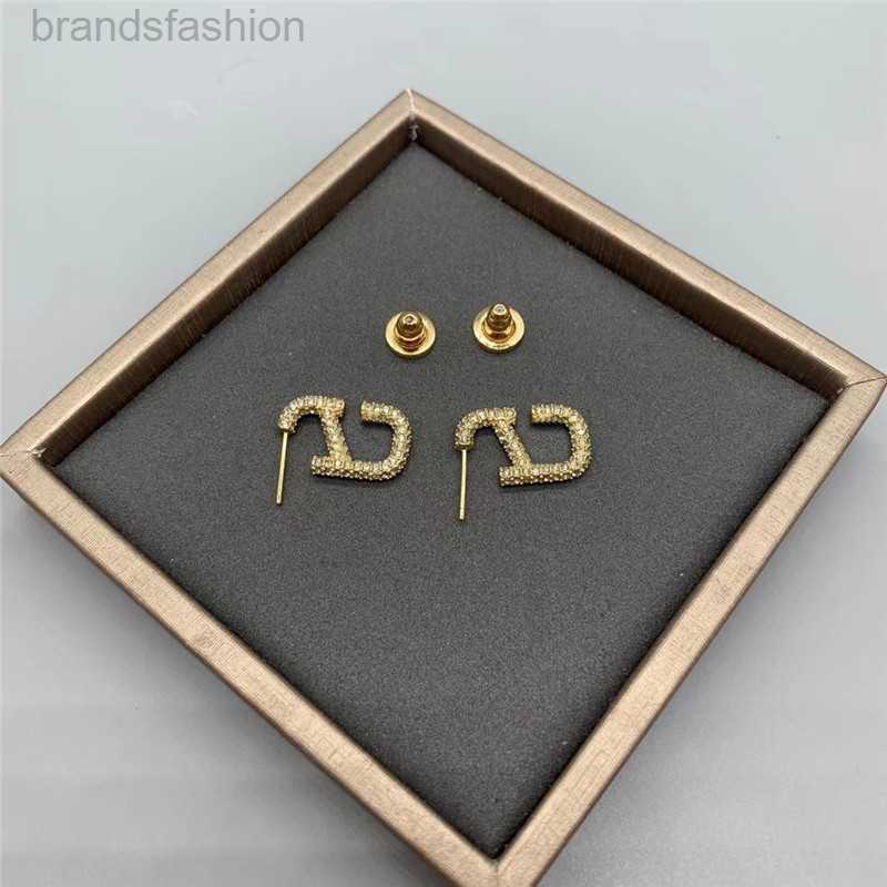 

Alphabet Pattern Womens Ear Studs Earrings Fashion Women Luxurys Designers Earrings Diamond Jewelry Accessories Earring With Box 21073100V