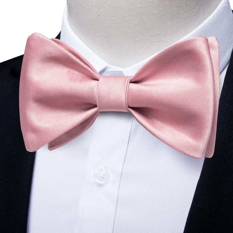 

Bow Ties Exquisite Pink Man's Bowties Self-tie Tie For Man Wedding Party Exqusite Pocket Square Cufflink Necktie Holiday Gift