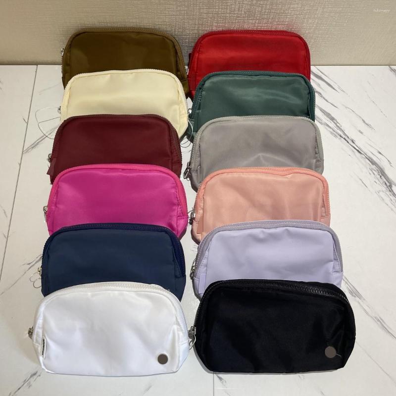

Waist Bags Waistpack Women's Men's Fashion Adjustable Mini Crossbody Suitable For Running Hikingand Traveling Multicor, Beige