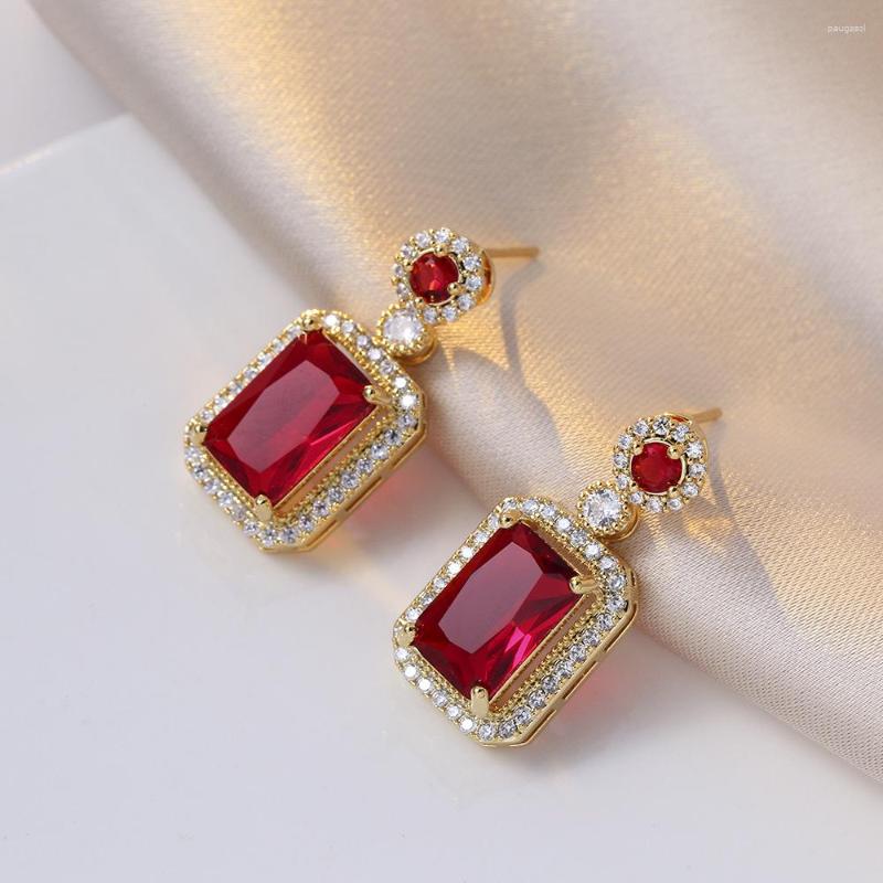 

Necklace Earrings Set GD Luxury Shiny Ruby Red Pendant And Vintage Stainless Steel Iced Out Zircon Earring Jewelry, Picture shown