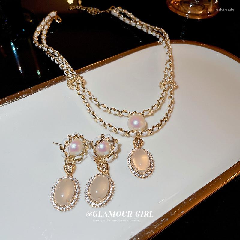 

Dangle Earrings French Leather Winding Pearl Agate Double-layer Necklace Light Luxury High Sense Collar Chain Fashionable Temperament