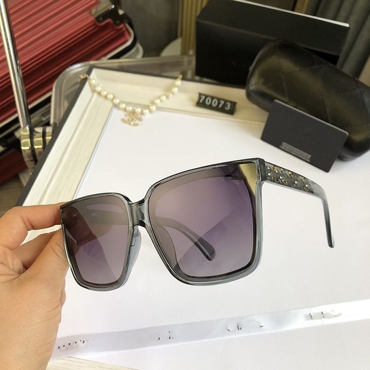 

designer sunglasses for women and mens sunglasses New women's polarized sunglasses fashion UV protection retro square frame sunglasses 70073