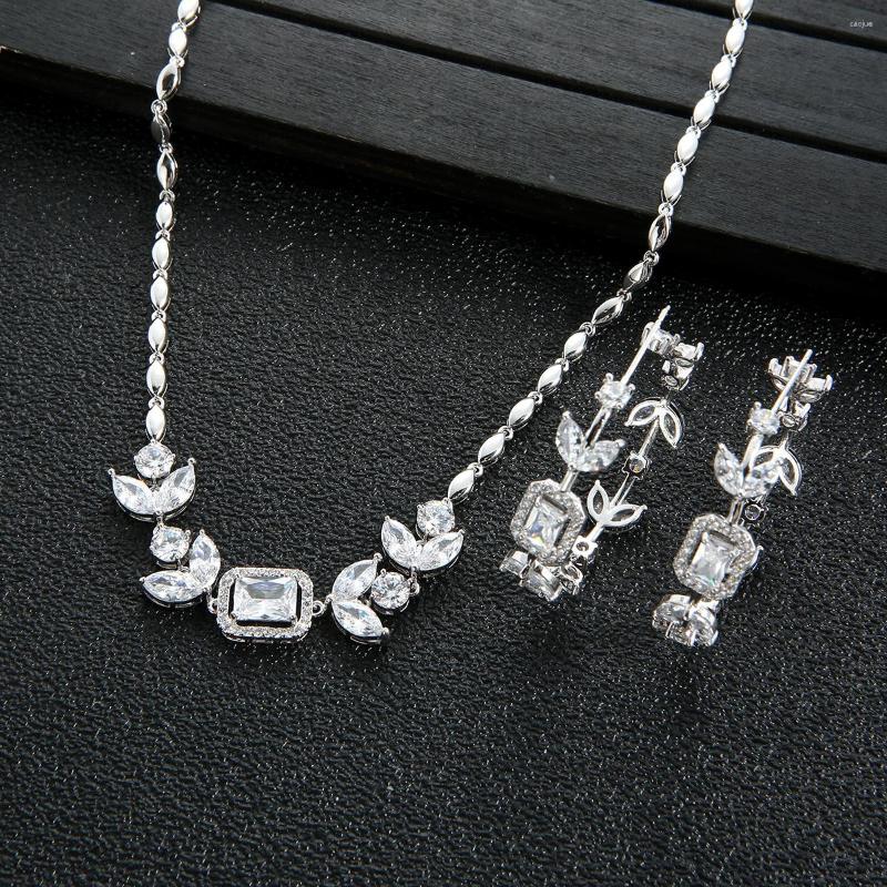 

Necklace Earrings Set Luxury Square Pendant Lover's Cubic Zircon Earring Jewelry For Women Wedding Dubai Bridal N0422, Picture shown