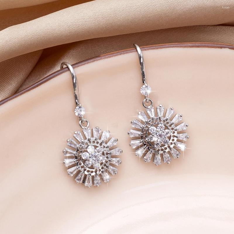 

Dangle Earrings Fashion Vintage Copper Inlay Zircon For Women Luxury Trending Products Wedding Party Gifts Temperament Girls Jewelry