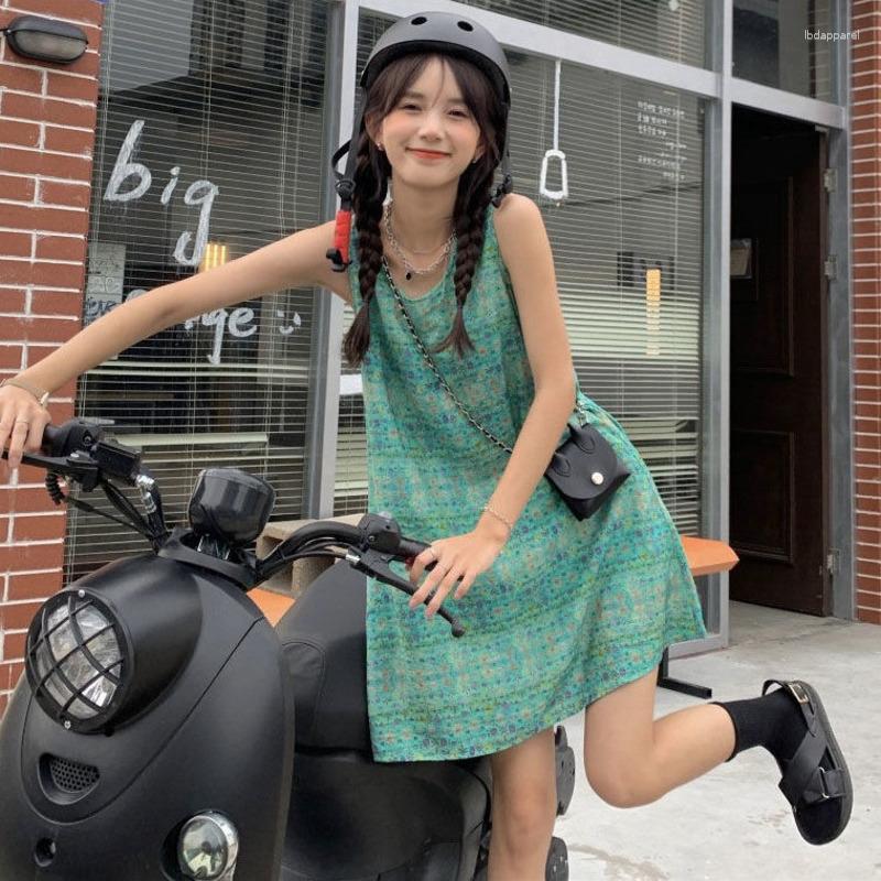 

Casual Dresses French Sweet Green Sleeveless Age Reducing Tank Top Dress Women Retro Niche Style Summer Loose Girl Vest