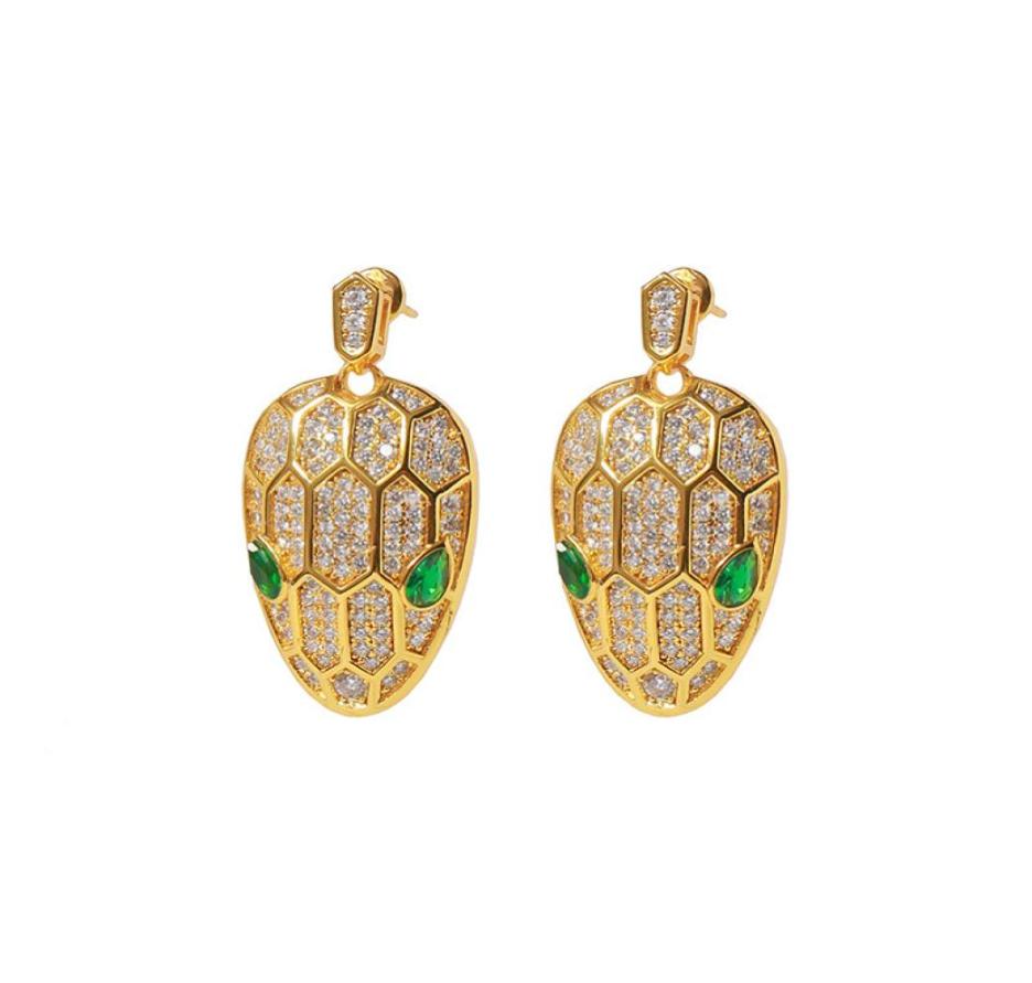 

Fashion 18K Gold Luxury Head Designer Stud Earrings Luxury Brand Green Stone Crystal Diamond Shining Ear Rings Earring Jewelry Gift7833585