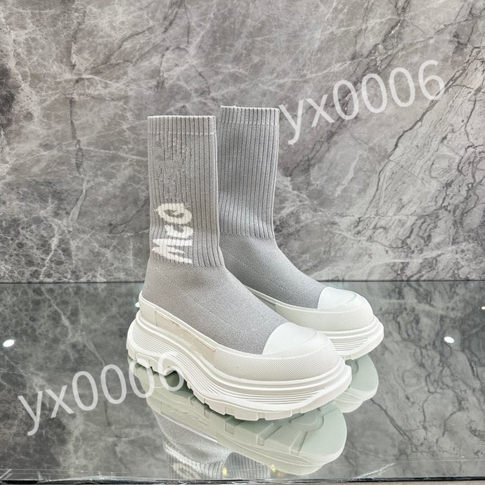 

2023 Hot Luxurys Casual Shoes Four season white sports women's and men's casual board shoes kinds of comfortable all cow leather, 01