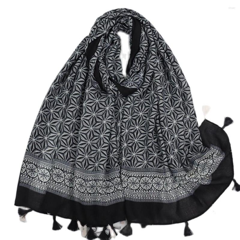 

Scarves 2023 Women Fashion Aztec Ethnic Floral Tassel Viscose Scarf Lady Print Soft Shawls And Wraps Pashmina Muslim Hijab Caps 180 90Cm