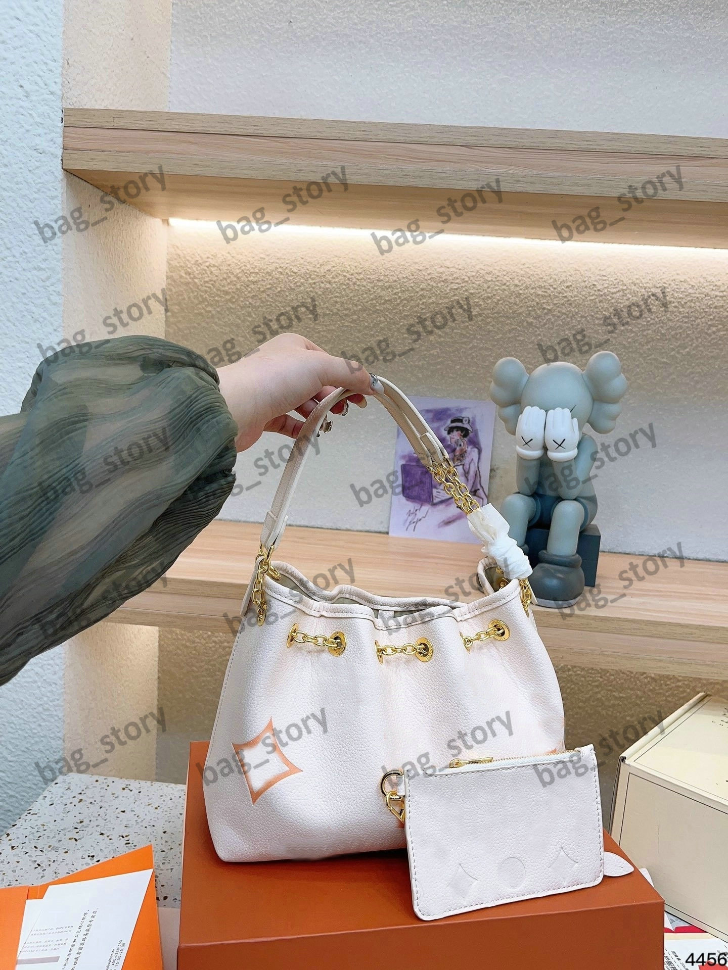 

Summery By the Pool Summer Bundle Bucket Bag Womens Designer Drawstring Handbag With Zipped pouch Degrade Neutral Blue Beige Rose Pink Luxurys Tote Purse