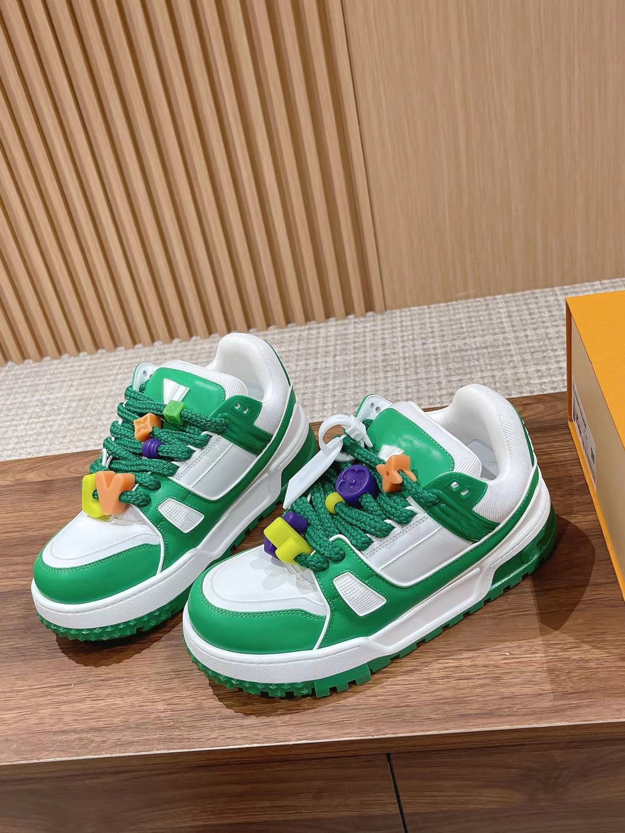 

2023 New TRAINER Designer Trainer Sneaker Casual Shoes Calfskin Leather Black White Green Red Blue Leather Overlays Platform outdoor Walking Sneakers 35-45