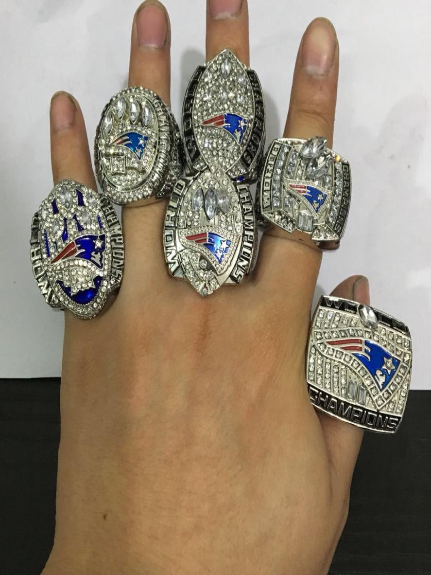 

2001 2003 2004 2014 2017 2018 Massachusetts Foxborough FOOTBALL CHAMPIONSHIP RING FOR FANS GIFTS 6PCS SET MAN RING2516008