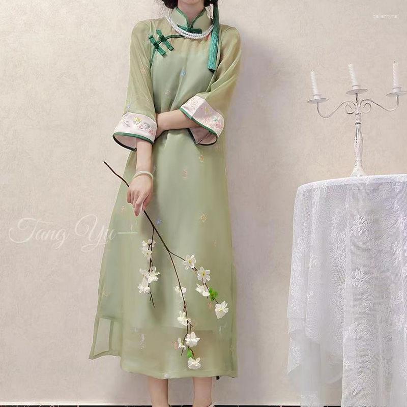 

Ethnic Clothing Qing Dynasty Stand Collar Butterfly Embroidered Big Sleeves Side Slit Cheongsam Women Summer Improved Green Qipao Dresses