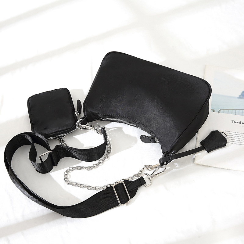 

2023 New Underarm Bag Three in One Women's Bag One Shoulder Crossbody Bag Chain Bag Oxford Nylon Bun Mother Bag, Black