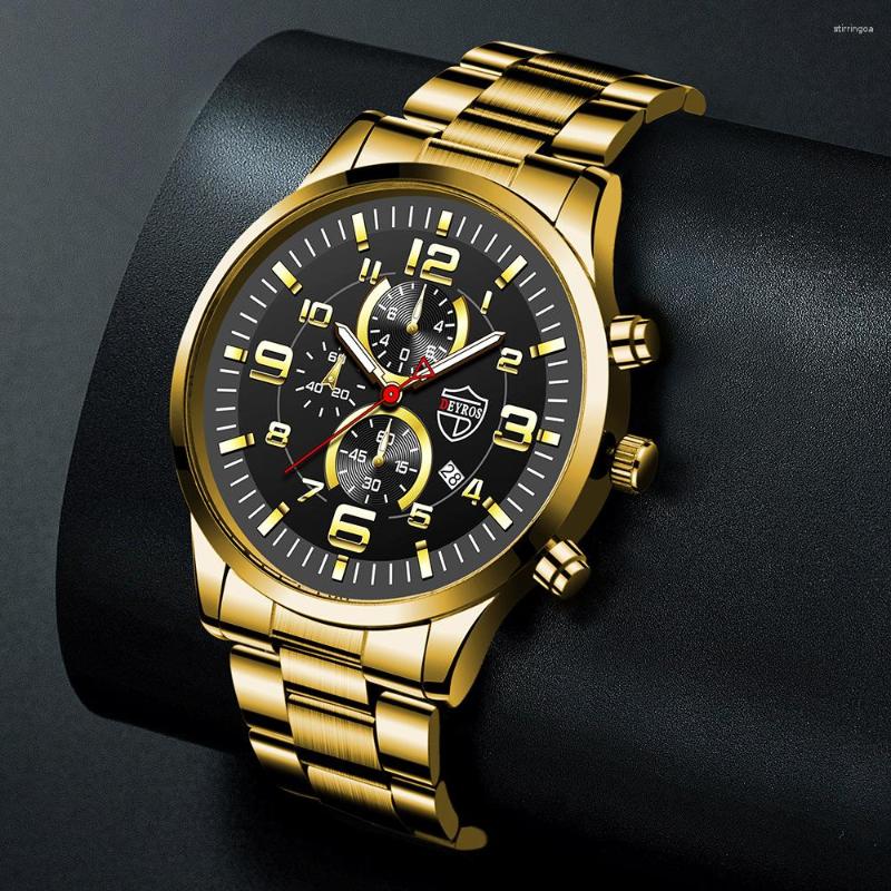 

Wristwatches Golden Watch Large Dial Men's Luminous Calendar Steel Strap, Picture shown
