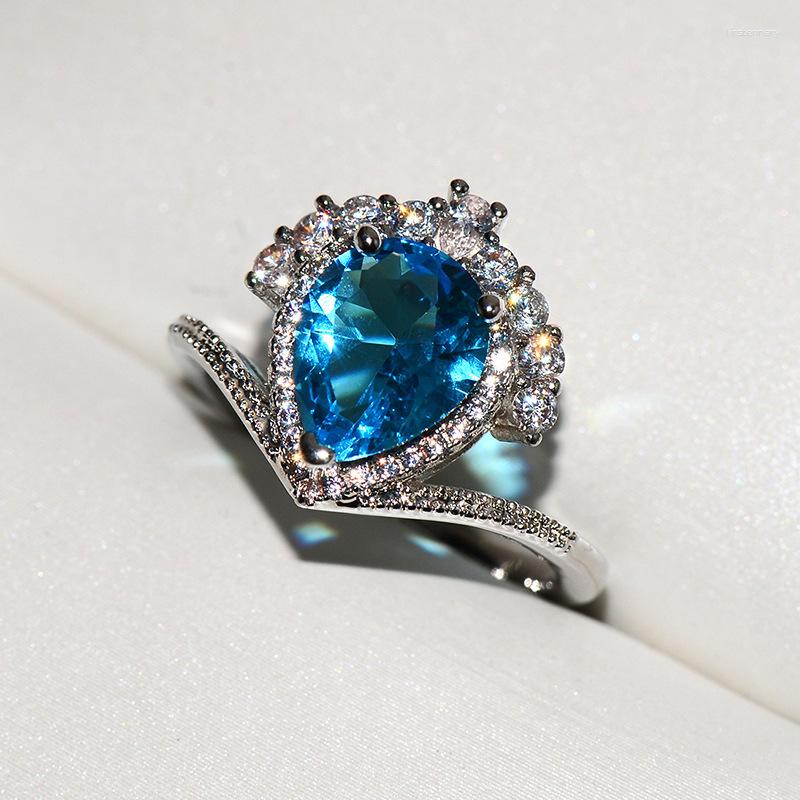 

Cluster Rings Big Blue Heart Zircon Stone Silver Plate Color Ring 2023 Trend For Women Wedding Engagement Fashion Jewelry Wholesale