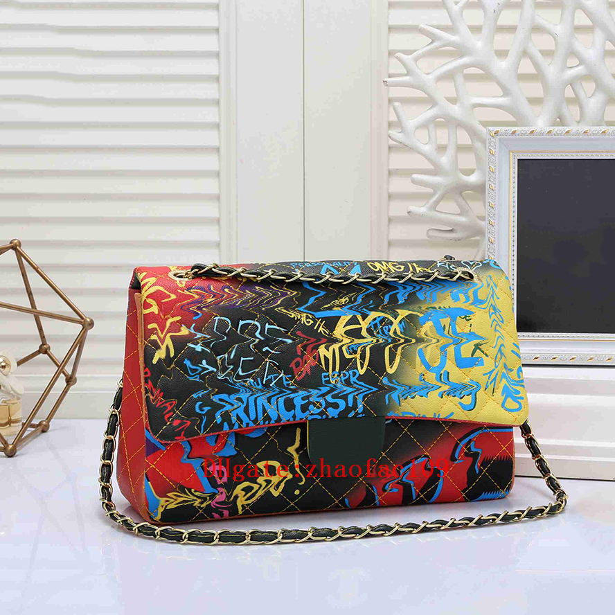

Classic Handbag Channel Quilted Shoulder Bags Tote Womens Luxurys Designer Flap Clutch Golden Metal Letter Logo PU Leather Crossbody Duffle Bag