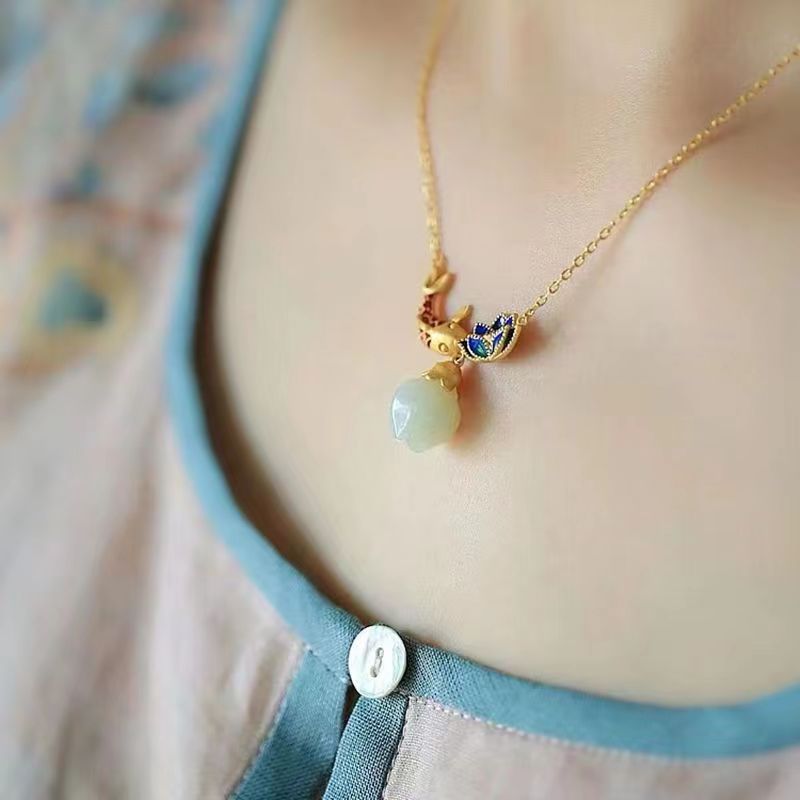 

Chinoiserie Lotus Koi Pendant Necklace Women ins Small Design 2022 New Transfer Collar Chain High Level