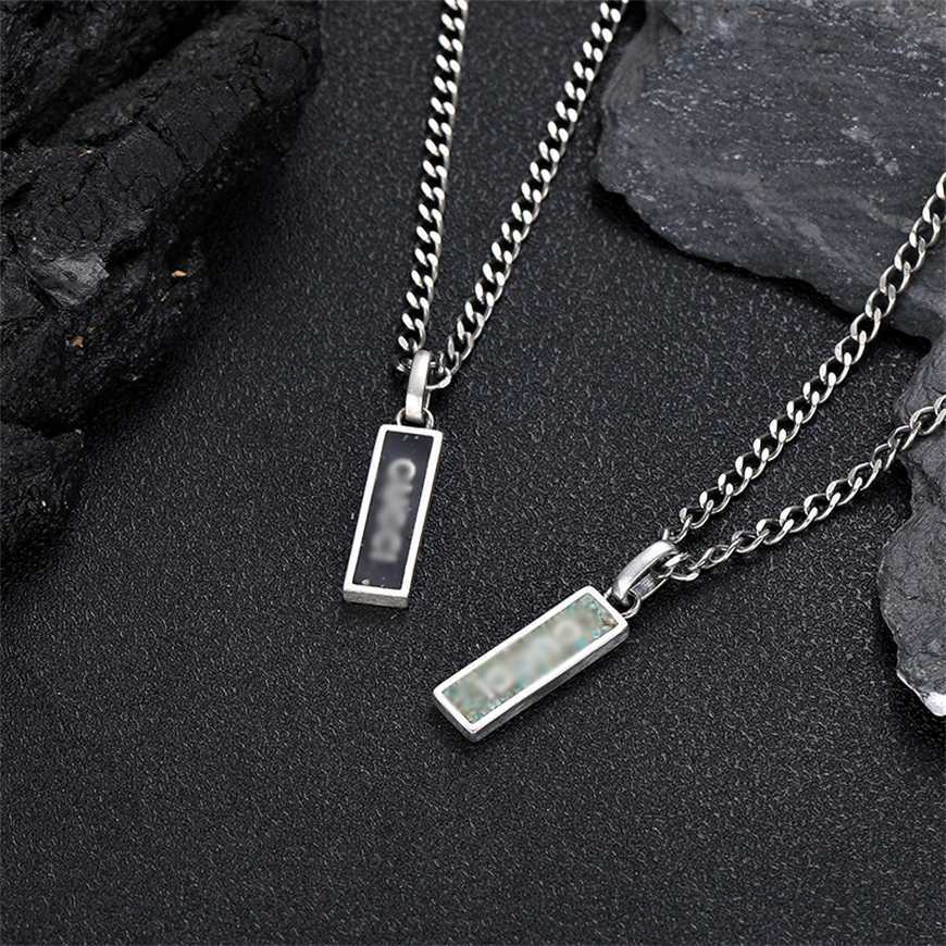 

2023 Gujia 925 Sterling Silver Emblem Green Pendant Personalized Trend Enamel Necklace