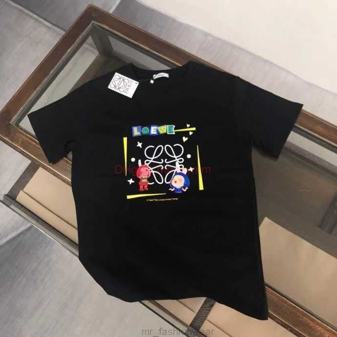 

Designer Fashion Clothing Tees Tshirts Loewe 23 New Mens Tshirt Short Sleeved Roewe Half Sleeved Loose Foreigner Letter Printing Luxury Traceless 260g Cotton Luxur, Black