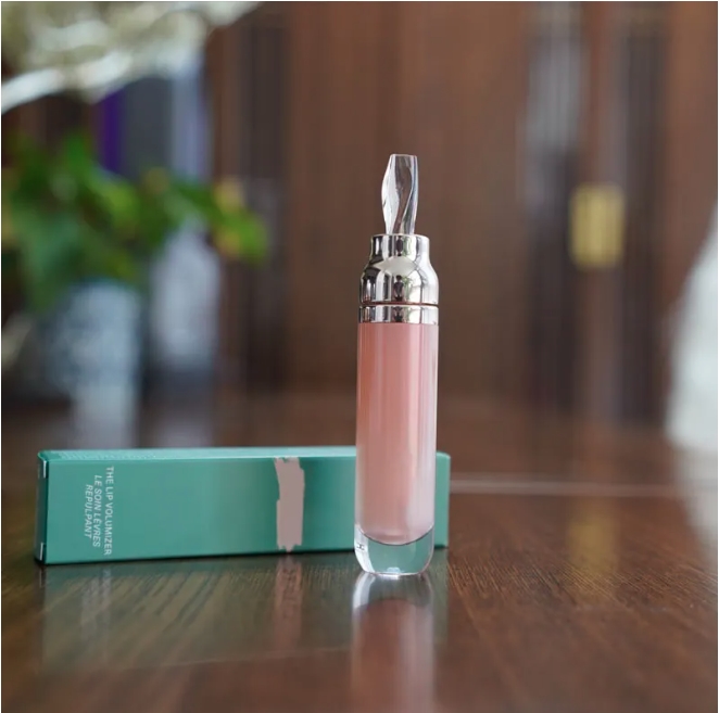 

LA Lip Gloss The Lip Volumizer 7ml Lip Balm Deep Moisturizing fast free ups