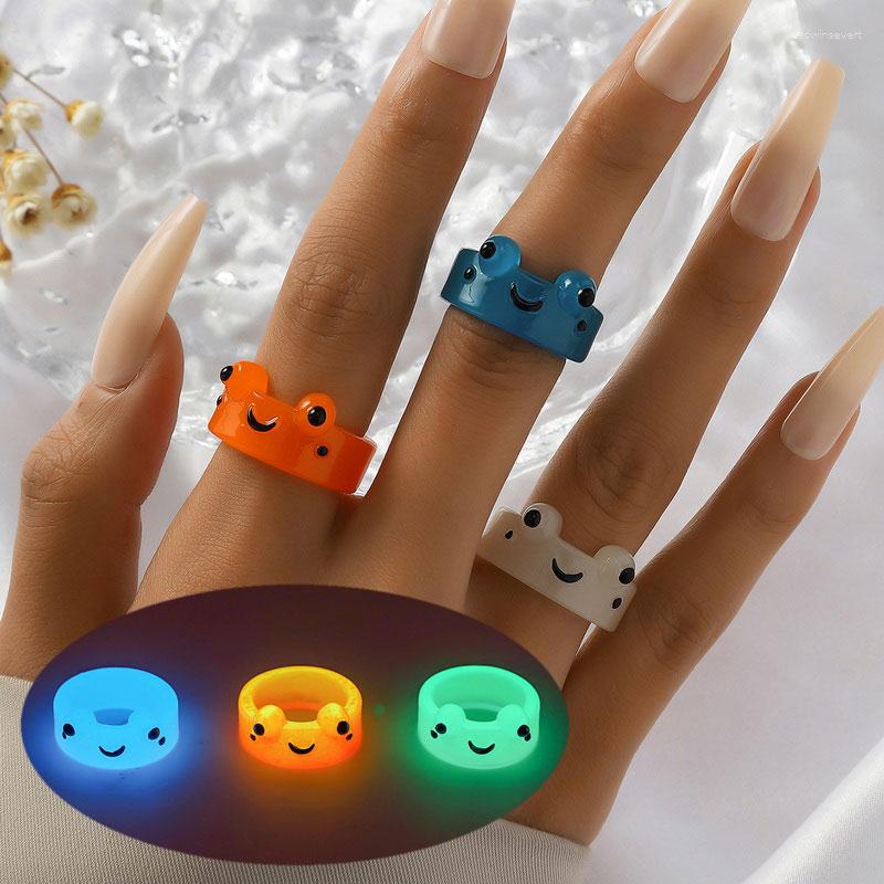 

Cluster Rings 3Pcs/set Luminous Cute Frog For Women Creative Glow In The Dark Acrylic Animal Girls Teens Friendship Party Jewelry