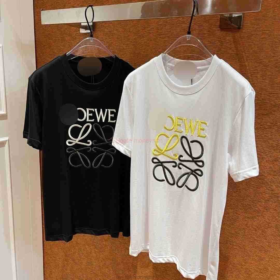 

Designer Fashion Clothing Tees Tshirts Loewe Summer New Mens and Womens Short Sleeve Summer 2023 New Casual Letter Embroidery Loose Couple Tshirt Luxury Casual Stre, White