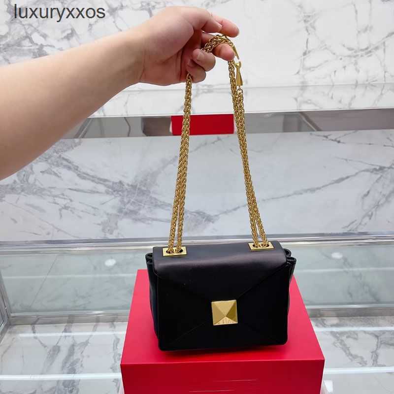 

Crossbody Single Valention Women's Bag Shoulder Bags Celebrity Style Small Square Fashion Chain Lock Buckle Designer O9l4