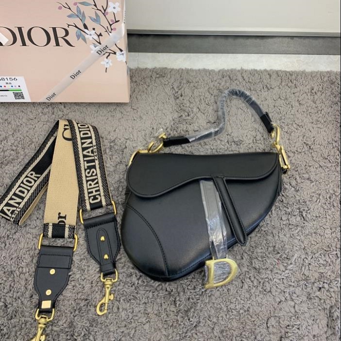 

Handbag Saddles bag with Strap Designer Bag backpacks Tote Wallet magnetic Metal pendant Purses Top 5A Shoulder bags Womens Crossbody Handbags 22, #33