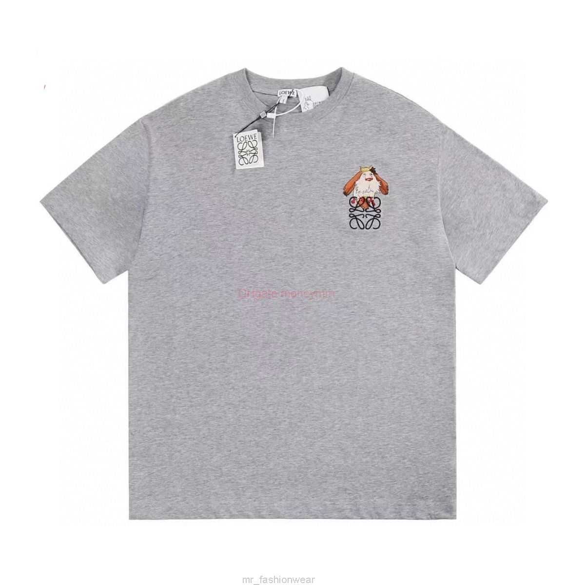 

Designer Fashion Clothing Tees Tshirts Loewe the Correct Version of the Trendy Brand Pure Cotton Puppy Embroidery for Men and Womens Couples Round Neck Short Sleeved, White