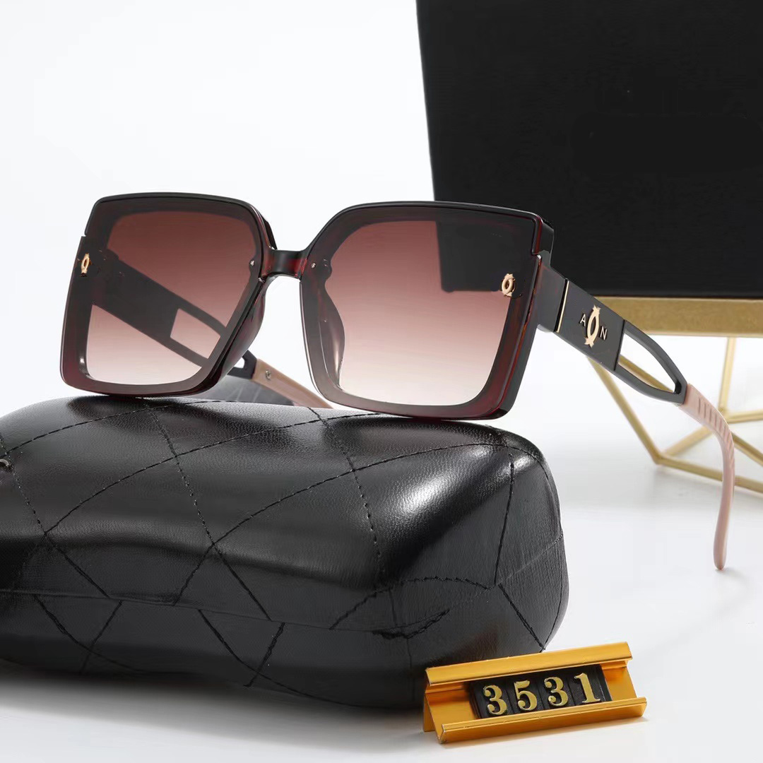 

Designer sunglasses fashion glasses man classic eyeglasses for women outdoor beach sun glasses UV400 protection lenses can with original box or leather case