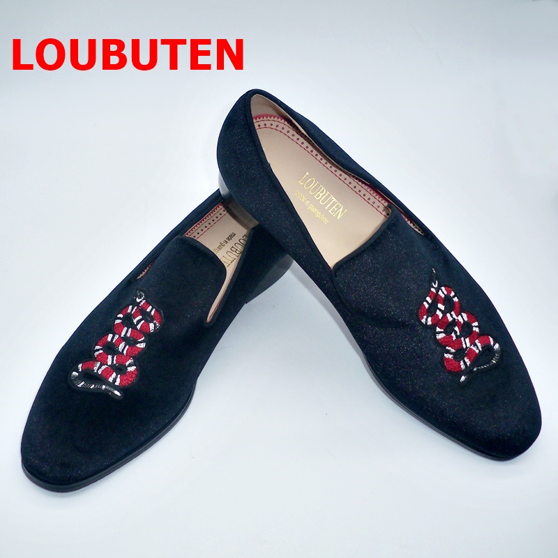 

Black Men Velvet Loafers Smoking Slippers Embroidery Snake Mens Flats Casual Shoes Party Wedding Dress Shoes