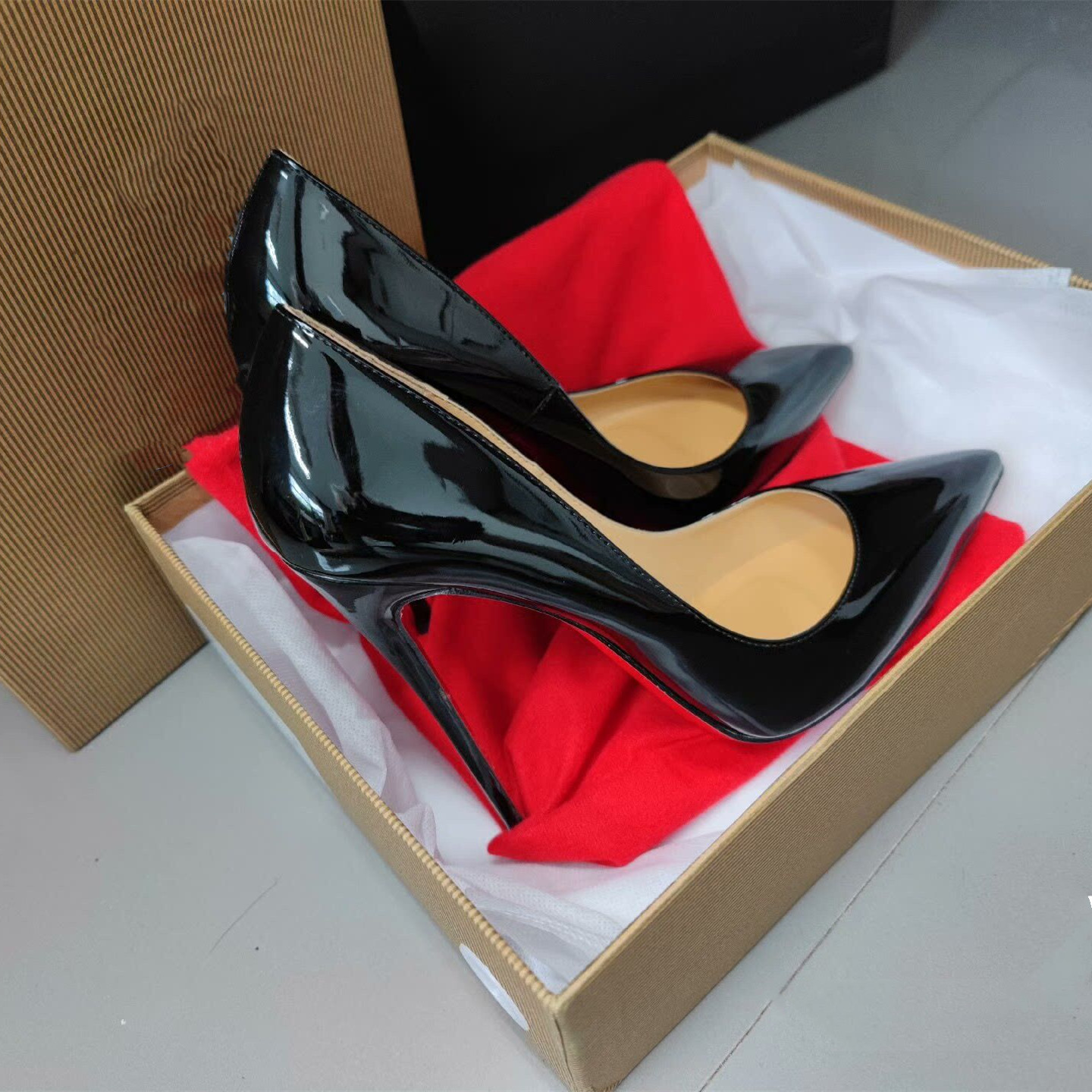 

Luxury Brand Pumps Women High Heels Shoes Red Shiny Bottom Thin Heel 8cm 10cm 12cm Super Sexy Nude Black Patent Leather Classics Women's Wedding Shoes with Dust Bag, Nude matte